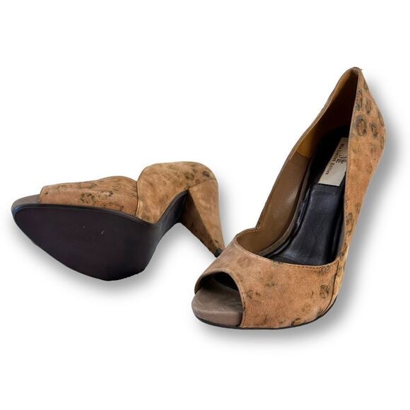 Mia Limited Edition Cosmopolitan Peep Toe Leopard Print Suede Heels size 8 - Picture 1 of 9